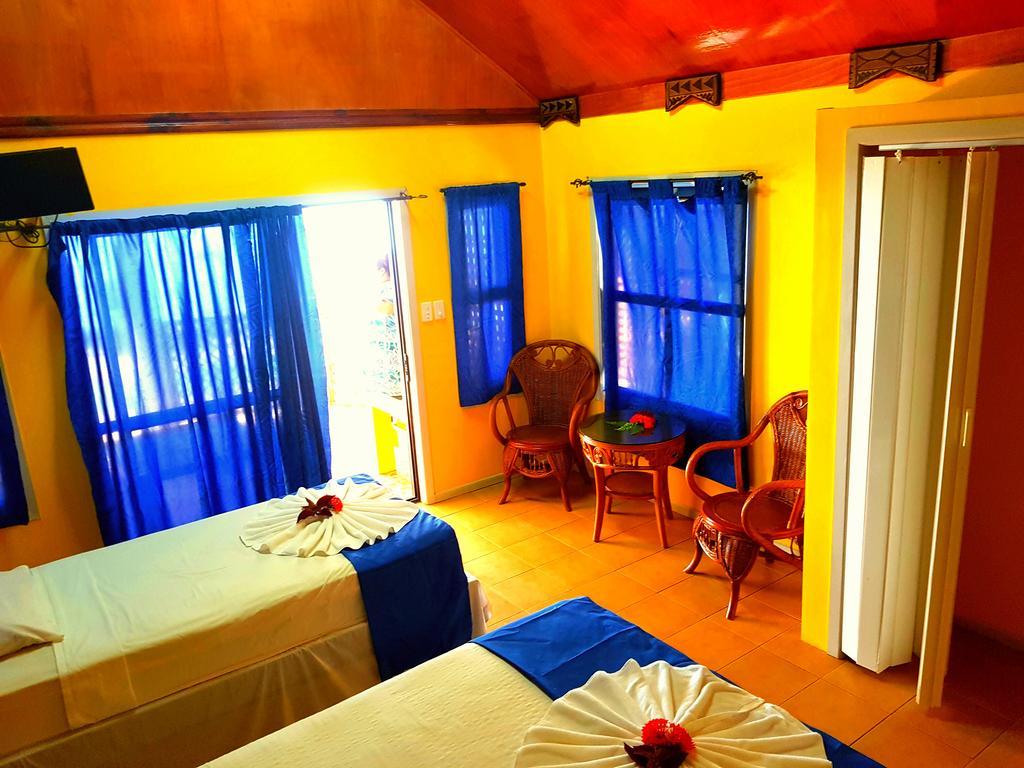 Le Uaina Beach Resort Faleapuna Rom bilde